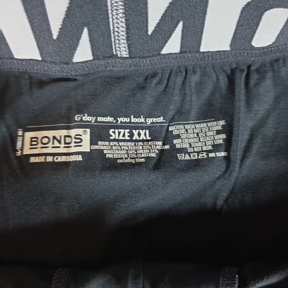 Bonds Underwear Anti-Chafing Boxer XXL 3 Pack Black & White/Purple Grey & Yellow